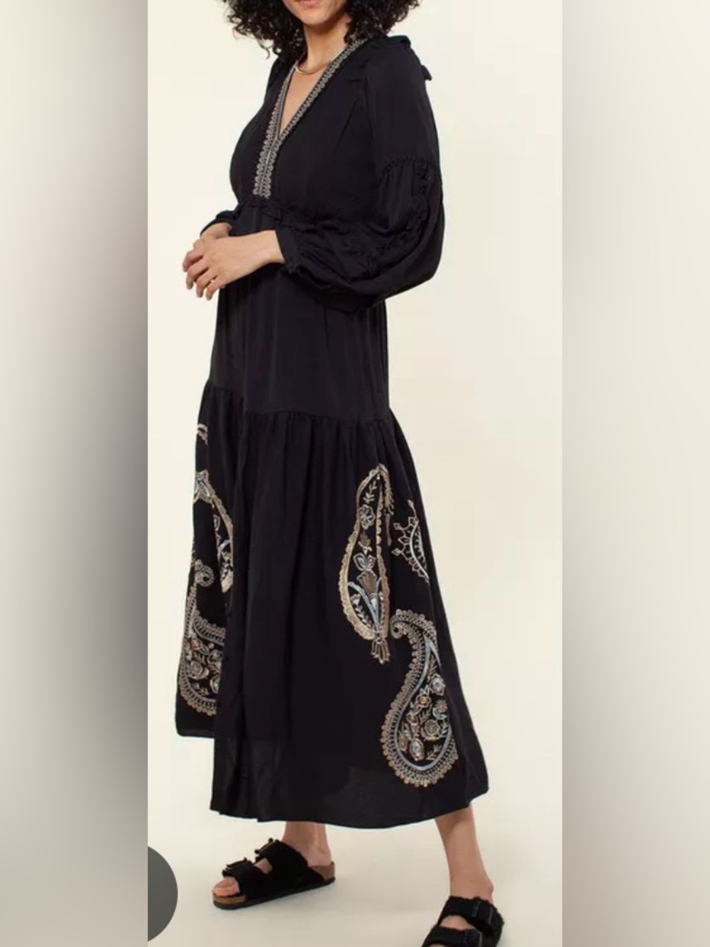 NEW WITH TAGS HALE BOB JOSEPHINE EMBROIDERED MAXI DRESS SIZE SMALL
MSRP$345